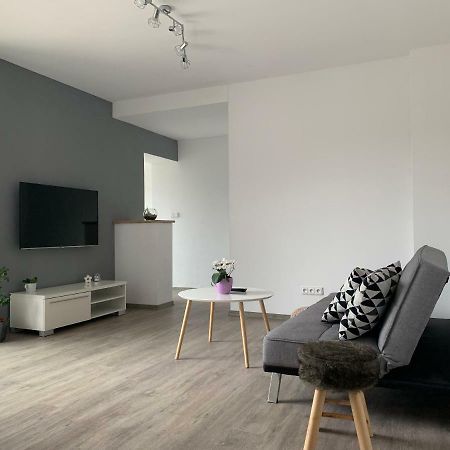 Tolarova Apartmán Pardubice Exterior foto